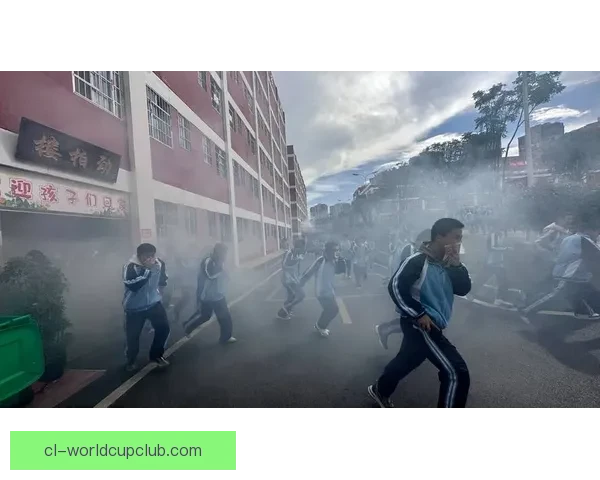 快撤引发插曲穆帅新闻发布会突响火警警报现场一度紧张工作人员迅速疏散